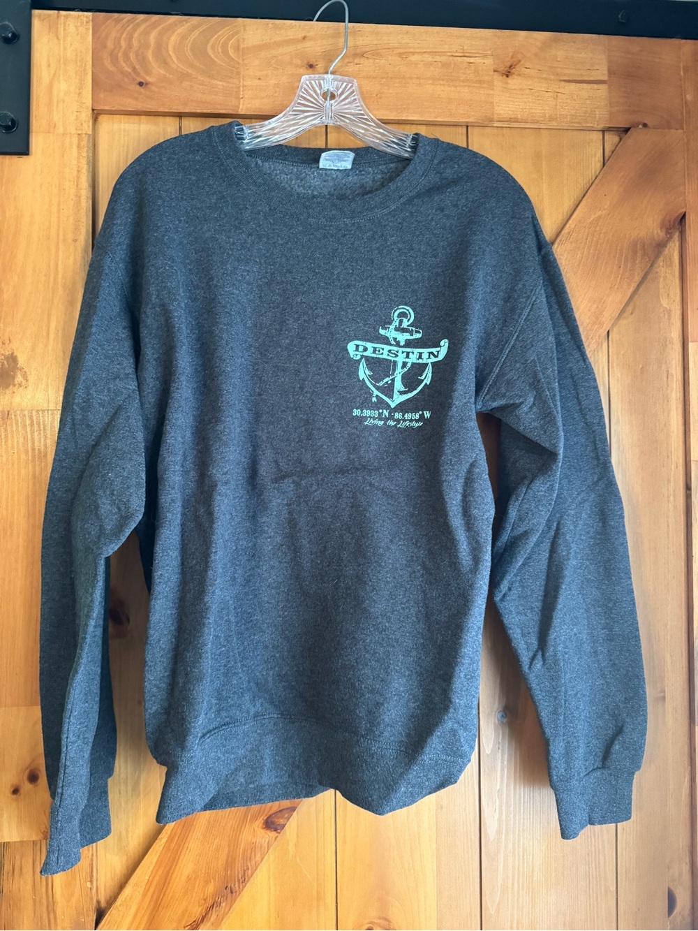 Anchor Graphic Women’s Crewneck Sweatshirt - Charcoal